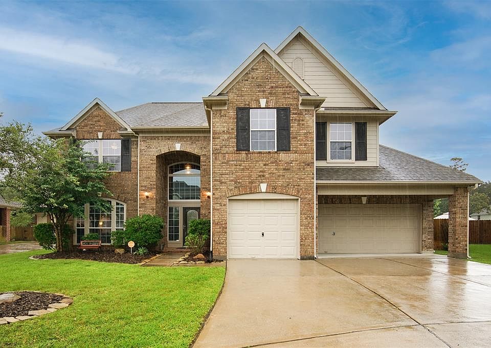 This rare beauty is nestled within the highly sought after neighborhood of The Estates of Legends Trace.