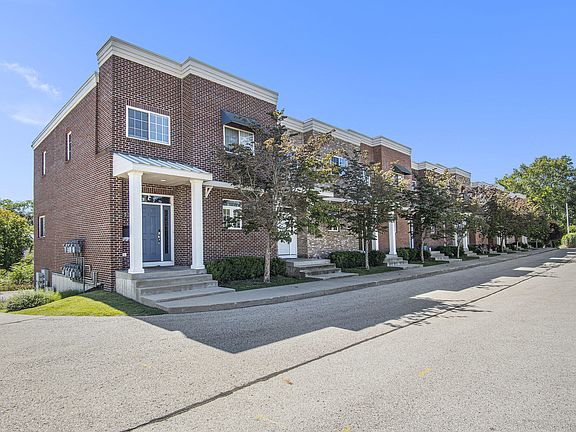 3rd image of 243 S Eastowne Dr