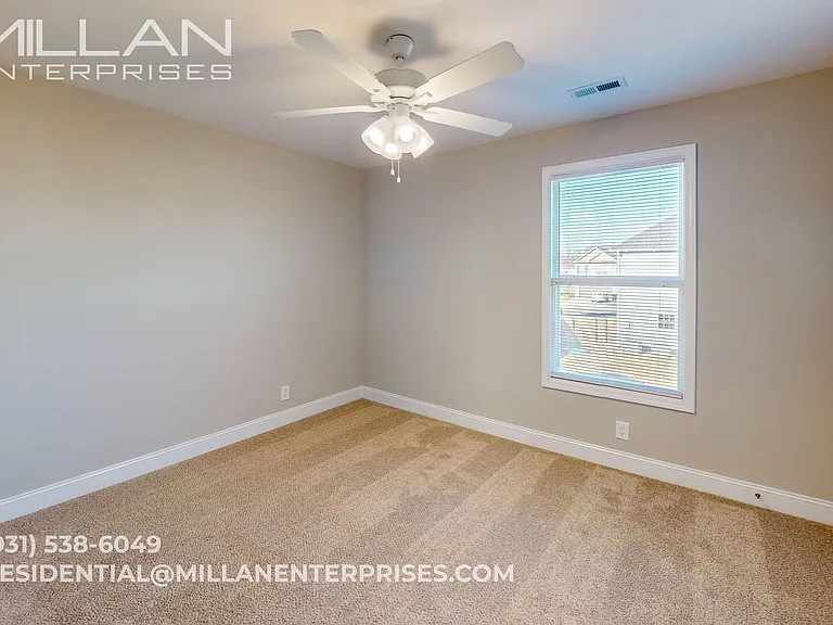 302 Elwell Rd — Photo 7