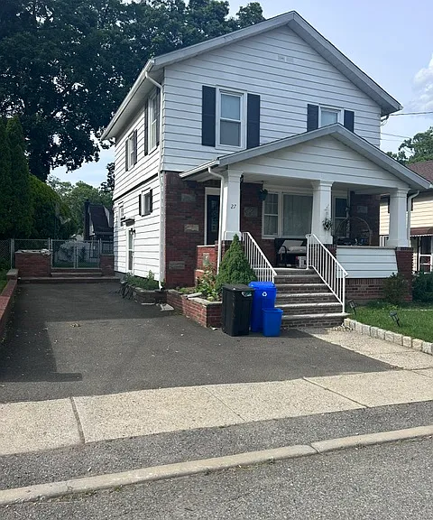 27 Lake St — Photo 1