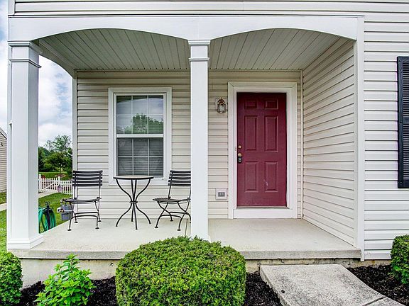 3rd image of 4132 King Bird Ln