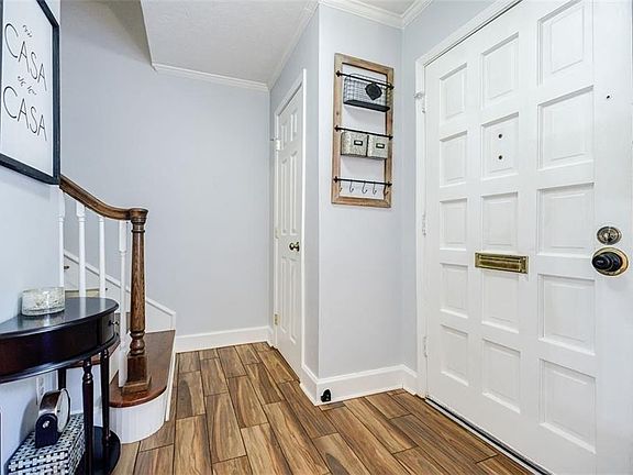 4th image of 12 Palace Green Pl NW