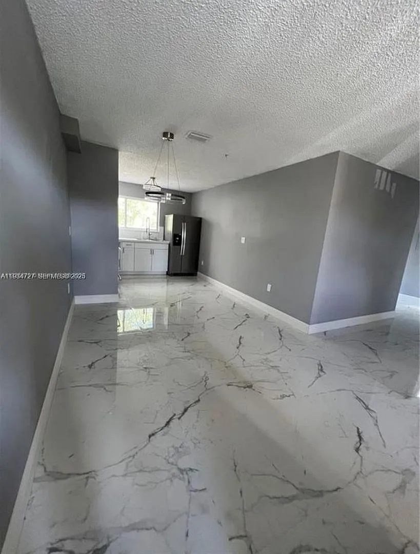 511 NW 82nd Avenue 418, Miami, FL 33126 — Photo 3