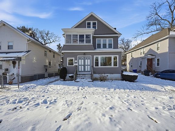 2nd image of 7 Glendell Ter