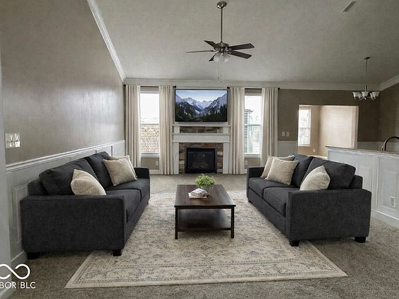 4th image of 834 Bristle Lake Dr