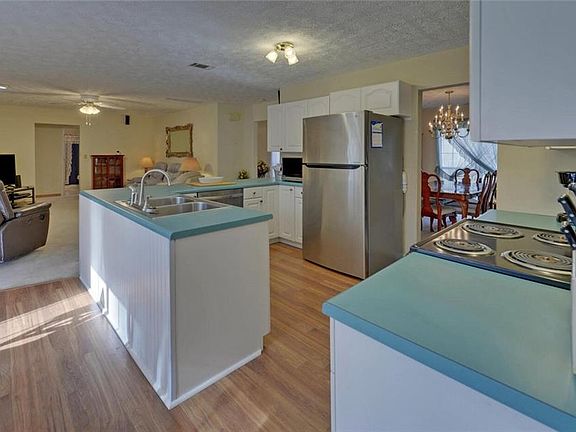 4th image of 24 Copper Mill Rd
