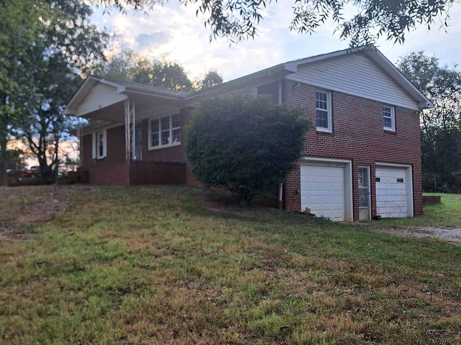 2174 Shelbyville Rd — Photo 2
