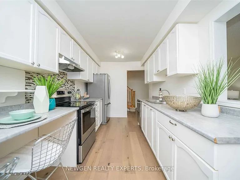 1856 Woodgate Ct — Photo 16