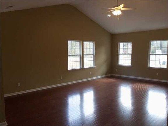5th image of 1612 Saint Johns Parrish Way