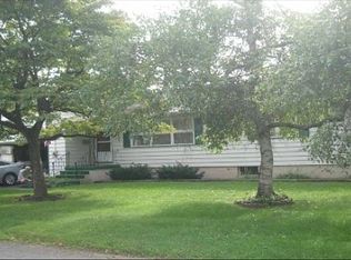 610 Avenue M, Matamoras, PA 18336