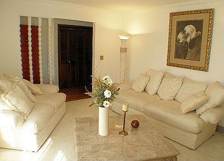LIVING ROOM 2