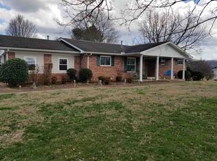 114 Robbins St, Sweetwater, TN 37874