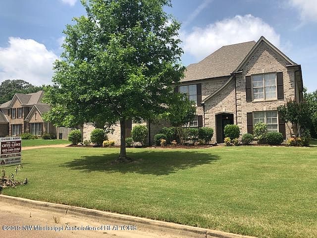1st image of 3875 Park Creek Dr