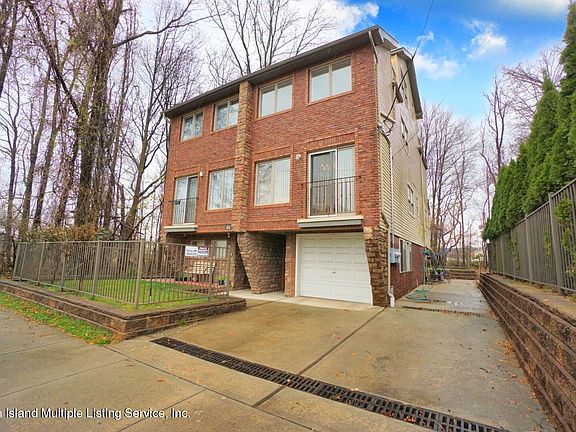 2nd image of 11 Grimsby St #B