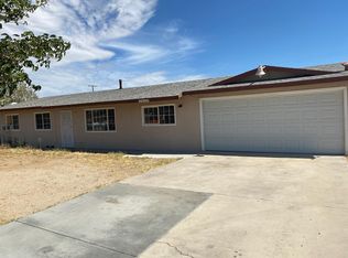 14589 Manzano Rd #1-2, Victorville, CA 92392