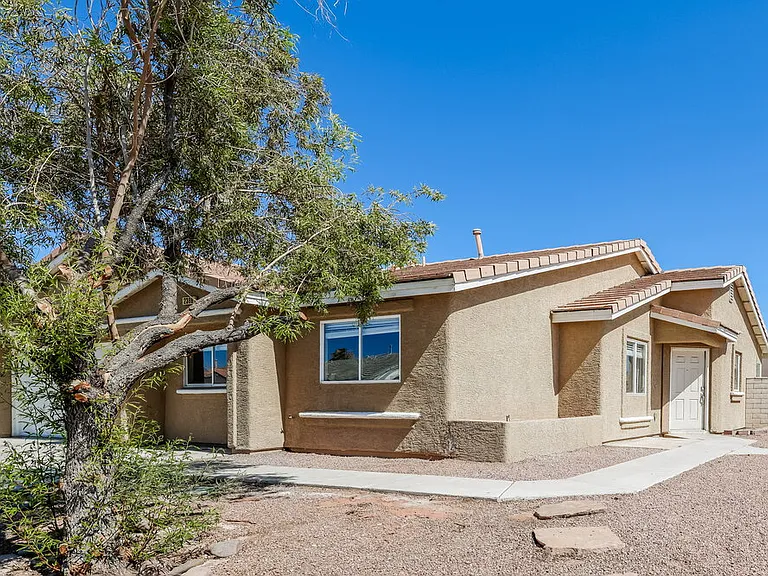 2306 Hollow Oak Ave — Photo 3