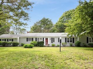 195 Sheaffer Rd, Barnstable, MA 02630
