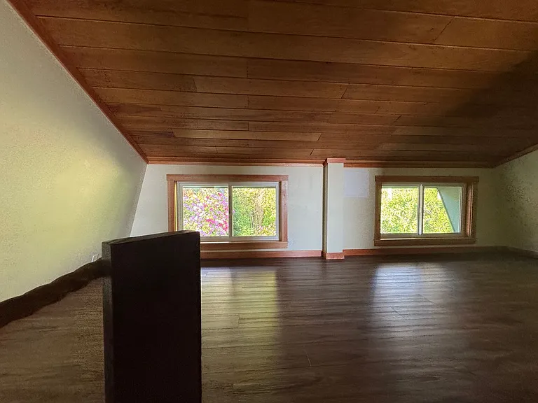 1318 NW Voyager Way — Photo 28