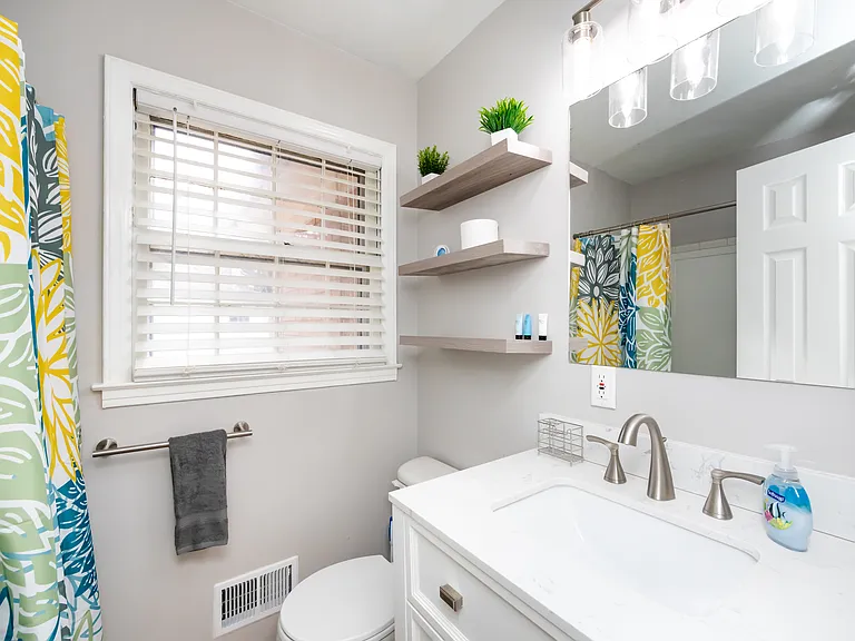 Somerdale Ln — Photo 12
