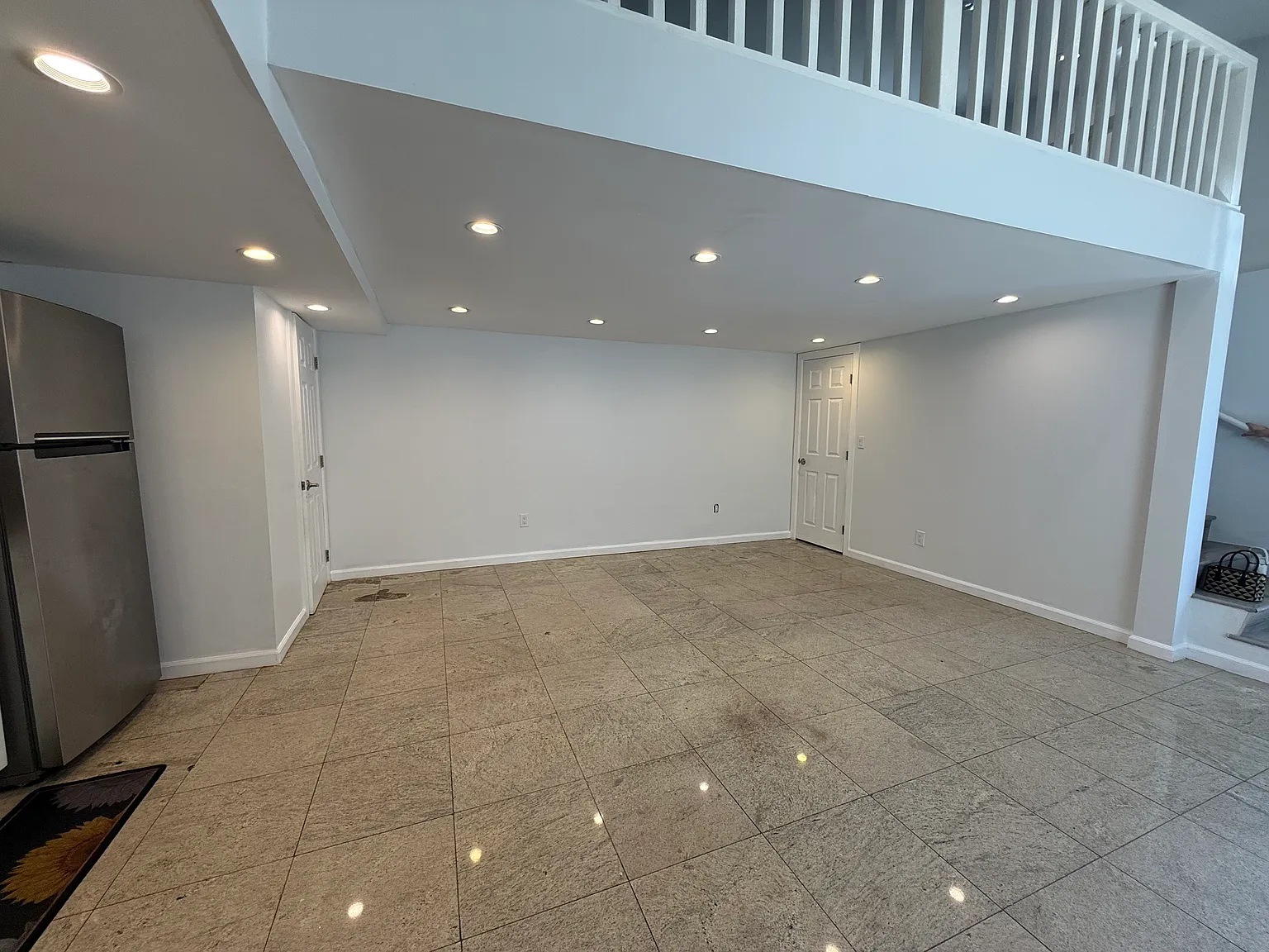 1 bed, 1.5 bath, $2,350 — Photo 2
