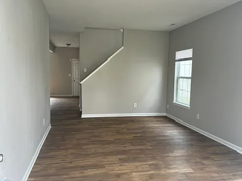 10339 Kensil St - 1 — Photo 2