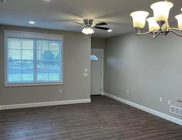 3427 Ammon Dr — Photo 1
