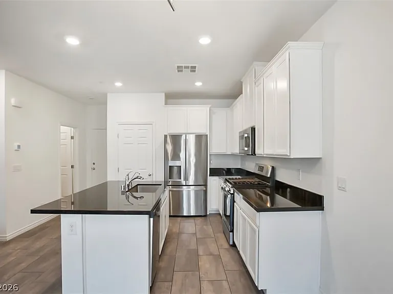 20 Barbara Ln #87 — Photo 10