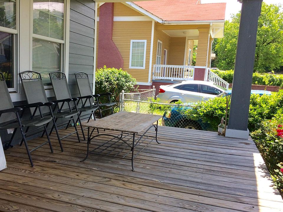 Private outdoor living
