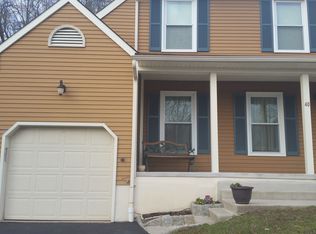40 Buttonwood Dr, East Brunswick, NJ 08816