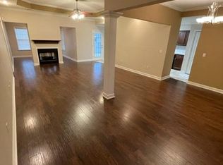 402 Strawbridge Ln, Bonaire, GA 31005