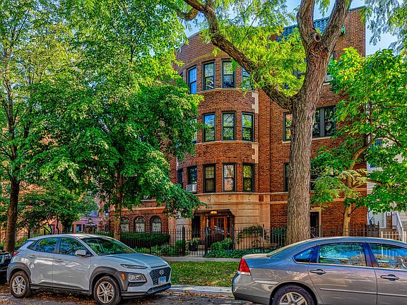 2nd image of 4515 N Wolcott Ave APT 3B