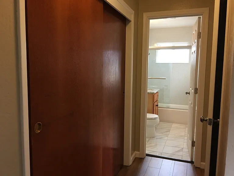 755 E Duane Ave #H — Photo 12
