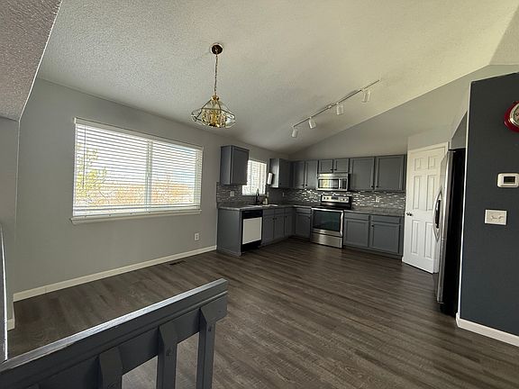 4th image of 19971 E Radcliff Pl