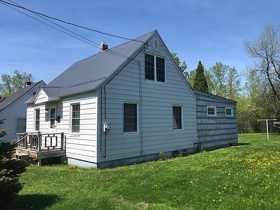 2nd image of 152 Jefferson Ave
