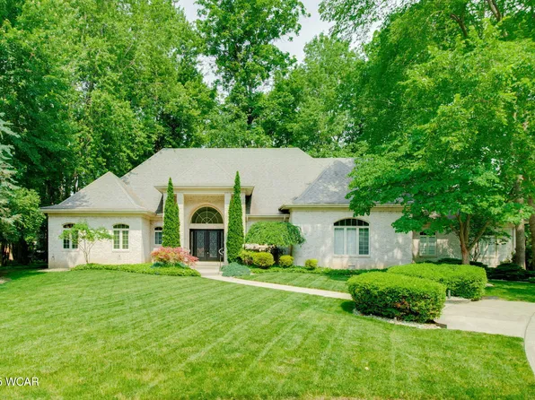 450 Snow Trail Dr, Findlay, OH 45840