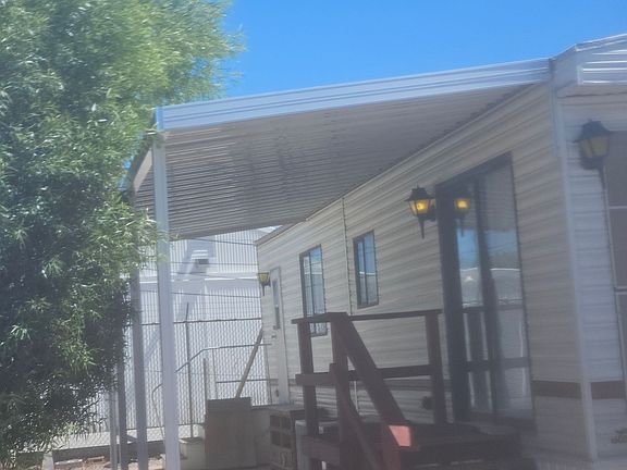 3rd image of 3142 N Balboa Ave Unit 2
