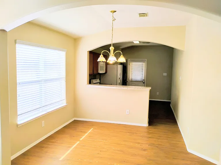 10819 Barker Gate Ct — Photo 7