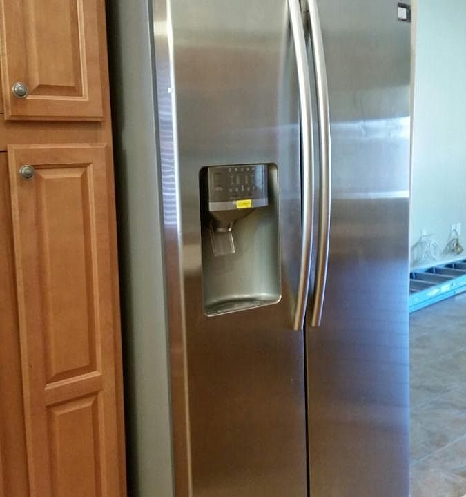 1st image of 4323 E Redwood Ln