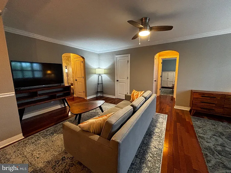 820 S Washington St #226 — Photo 11