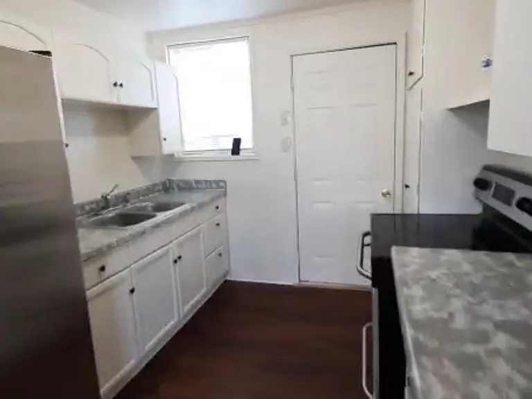 180 N Jones St #5 — Photo 2