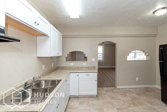 3rd image of 414 Hudson Ave NW #1