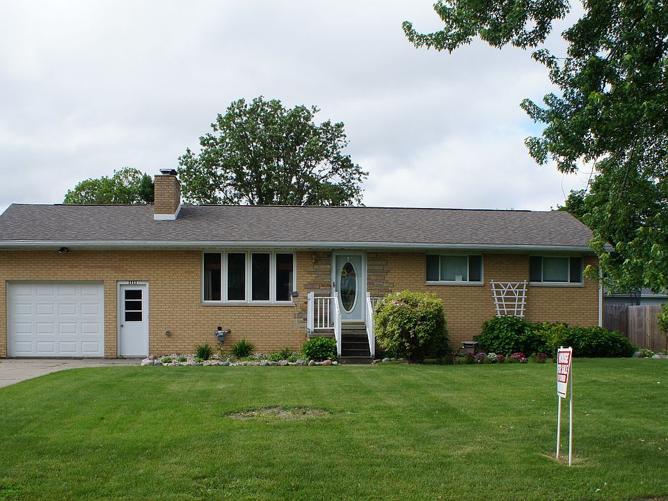 1st image of 2922 Sharon Dr