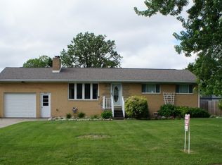 2922 Sharon Dr, Bay City, MI