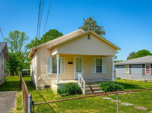 206 Spruce St, Rossville, GA 30741