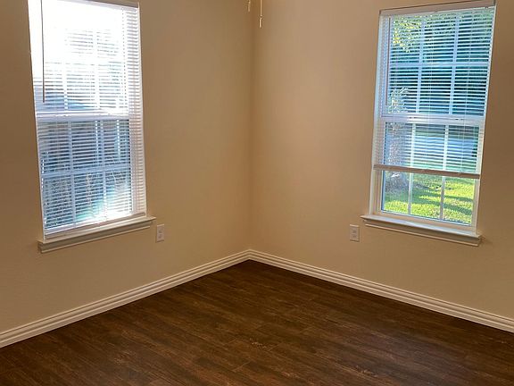 1st bedroom