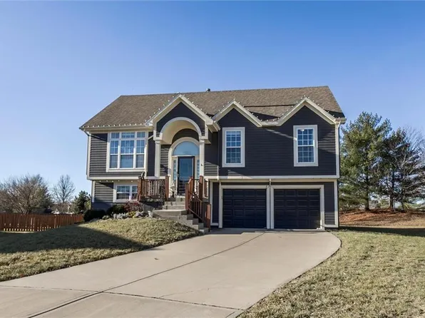 21481 W 119th Ter, Olathe, KS 66061