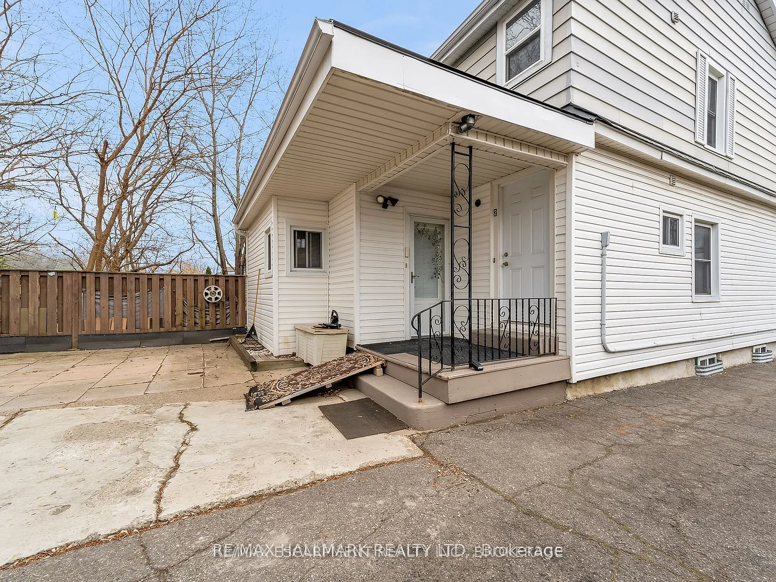 2 bed, $1,700 — Photo 2