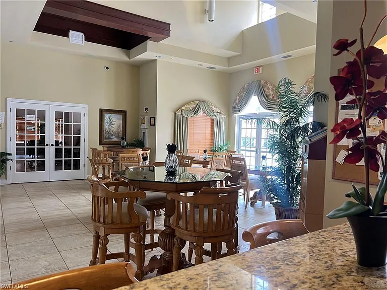 10300 Via Colomba Cir — Photo 40