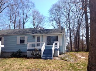 86 Shore Dr, Guilford, CT 06437