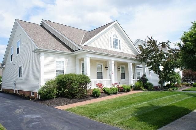 2nd image of 5144 Mount Row
